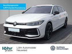 Oryxweiß perlmutteffekt Gebraucht 2024 VW Passat R-line Kombi | 44.980 € (Superpreis)