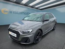 Grau Gebraucht 2024 Audi A1 Sportback S-Line Kleinwagen | 30.649 € (Teuer)
