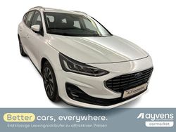Weiß Gebraucht 2023 Ford Focus Limousine | 18.480 € (Guter Preis)