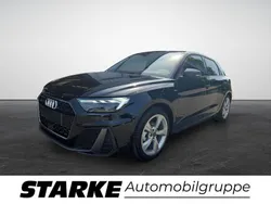 Schwarz (mythosschwarz metallic) Neu 2025 Audi A1 Sportback S-Line Kleinwagen | 29.990 € (Guter Preis)