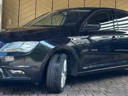 Schwarz Gebraucht 2013 Seat Toledo Reference Limousine | 5.800 € (Teuer)