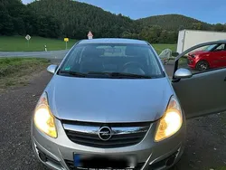 Silber Gebraucht 2009 Opel Corsa Kleinwagen | 2.700 € (Fairer Preis)