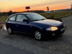 Blau Gebraucht 1996 Mitsubishi Colt Limousine | 2.250 €