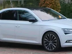 Weiß Gebraucht 2016 Skoda Superb LAURIN & KLEMENT Limousine | 20.000 € (Guter Preis)
