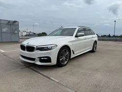 Weiß Gebraucht 2019 BMW 520 Shadowline Kombi | 24.995 € (Fairer Preis)