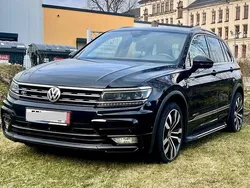 Schwarz Gebraucht 2016 VW Tiguan Highline SUV | 16.111 €