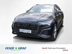 Mythosschwarz metallic Gebraucht 2022 Audi Q8 S-Line SUV | 89.880 €