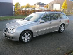 Beige Gebraucht 2009 Mercedes E200 Kombi | 8.000 € (Fairer Preis)