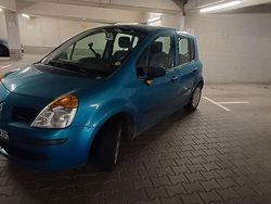 Blau Gebraucht 2004 Renault Modus Van / Kleinbus | 1.500 € (Fairer Preis)