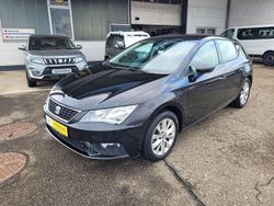 Mitternachtsschwarz Gebraucht 2018 Seat Leon Style Kleinwagen | 12.490 € (Fairer Preis)