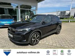 Schwarz Gebraucht 2024 VW Tiguan Goal SUV | 39.880 €