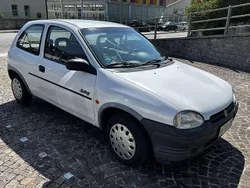Weiß Gebraucht 1994 Opel Corsa Swing Limousine | 1.100 €