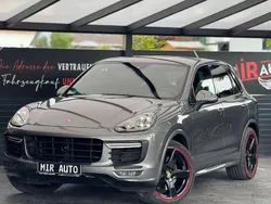 Grau Gebraucht 2016 Porsche Cayenne GTS SUV | 47.900 € (Teuer)