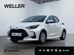 Weiss Gebraucht 2022 Toyota Yaris Comfort Kleinwagen | 14.249 € (Fairer Preis)