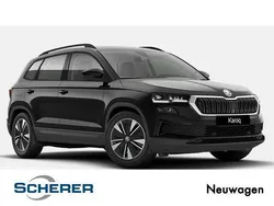 Schwarz Neu 2025 Skoda Karoq Tour SUV | 36.950 € (Teuer)