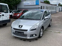 Silber Gebraucht 2012 Peugeot 5008 Access Van / Kleinbus | 3.300 € (Guter Preis)