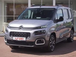 Silber Gebraucht 2023 Citroën Berlingo Van / Kleinbus | 27.990 € (Fairer Preis)