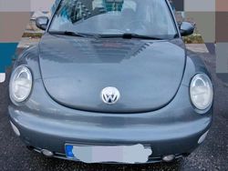 Grau Gebraucht 2003 VW Beetle Kleinwagen | 3.500 € (Teuer)