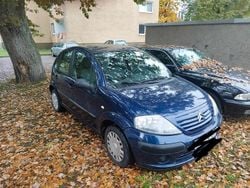 Blau Gebraucht 2005 Citroën C3 Kleinwagen | 650 €