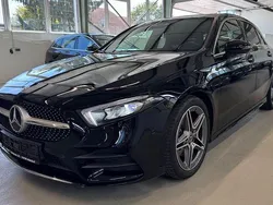 Schwarz Gebraucht 2019 Mercedes A200 AMG Limousine | 23.990 € (Fairer Preis)