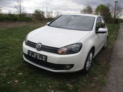 Weiß Gebraucht 2010 VW Golf VI Highline Limousine | 8.700 € (Fairer Preis)