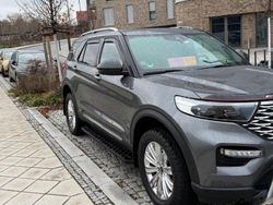 Grau Gebraucht 2021 Ford Explorer SUV | 46.500 €