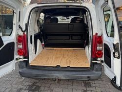 Weiß Gebraucht 2011 Peugeot Partner Van | 4.700 € (Etwas zu teuer)