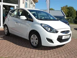 Weiß Gebraucht 2014 Hyundai ix20 Edition Van / Kleinbus | 6.290 € (Fairer Preis)