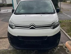Weiß Gebraucht 2020 Citroën Jumpy Van / Kleinbus | 14.999 € (Etwas zu teuer)