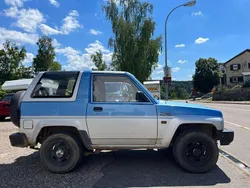 Blau Gebraucht 1992 Daihatsu Rocky SUV | 3.998 €