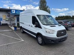 Weiß Gebraucht 2016 Ford Transit Trend Kombi | 17.900 € (Teuer)