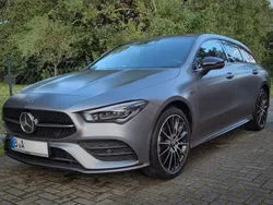 Grau Gebraucht 2020 Mercedes CLA250e Shooting Brake AMG Kombi | 27.200 € (Fairer Preis)