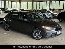 Grau Gebraucht 2020 BMW 118 Advantage Kleinwagen | 17.899 € (Fairer Preis)