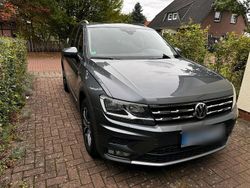 Grau Gebraucht 2019 VW Tiguan Allspace SUV | 29.499 € (Etwas zu teuer)