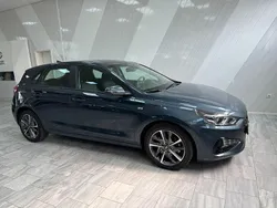 Teal blue / met Gebraucht 2023 Hyundai i30 Trend Limousine | 19.950 € (Fairer Preis)