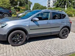 Grau Gebraucht 2010 Nissan Qashqai Visia SUV | 5.750 € (Fairer Preis)