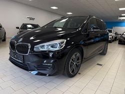 Schwarz Gebraucht 2022 BMW 218 Sport Line Van / Kleinbus | 23.797 € (Guter Preis)