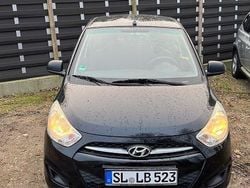 Schwarz Gebraucht 2012 Hyundai i10 Classic Kleinwagen | 3.800 € (Etwas zu teuer)