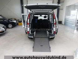 Silber Gebraucht 2018 Renault Kangoo LIMITED Van / Kleinbus | 24.990 €