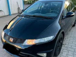 Schwarz Gebraucht 2006 Honda Civic Sport Limousine | 4.600 € (Etwas zu teuer)