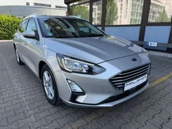Silber Gebraucht 2021 Ford Focus Cool & Connect Limousine | 12.999 € (Fairer Preis)