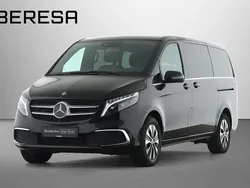 Obsidianschwarz Gebraucht 2024 Mercedes V300 Avantgarde Van / Kleinbus | 72.480 € (Teuer)