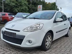 Weiß Gebraucht 2012 Renault Clio IV Expression Kleinwagen | 990 € (Superpreis)