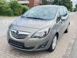 Grau Gebraucht 2010 Opel Meriva Innovation Van / Kleinbus | 3.499 € (Etwas zu teuer)