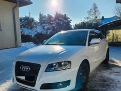 Weiß Gebraucht 2009 Audi A3 Ambition Limousine | 5.200 € (Guter Preis)