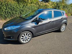 Grau Gebraucht 2017 Ford Fiesta Titanium Kleinwagen | 6.990 € (Superpreis)