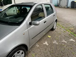 Gebraucht 2004 Fiat Punto Kleinwagen | 500 €