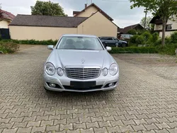 Silber Gebraucht 2006 Mercedes E350 Elegance Limousine | 9.500 € (Fairer Preis)