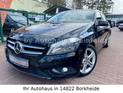 Schwarz Gebraucht 2014 Mercedes A180 Edition Limousine | 10.990 € (Guter Preis)