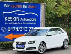 Weiß Gebraucht 2011 Audi A3 Ambition Limousine | 5.790 € (Fairer Preis)